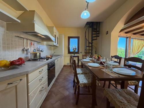 Villa Mira in Centoia