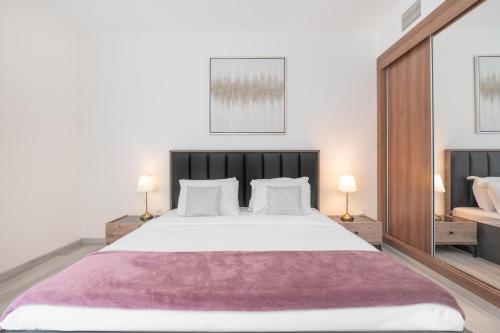 Lux BnB Princess Tower I  Palm & Ocean Views - image 14