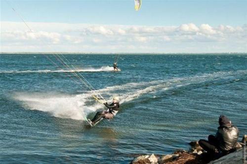 Faciliteter, Surf and Chill in Orth