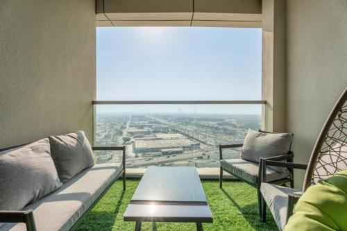 GuestReady - 2BR l City Chic in the Sky in Jumeirah