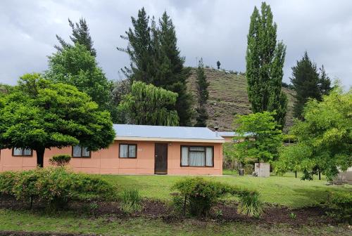 Motebong Lodge in Bokong