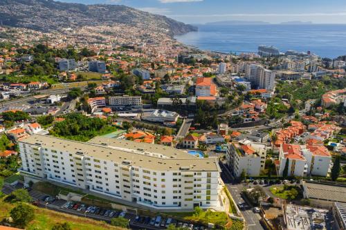 Vista exterior, Golden View Funchal in Funchal