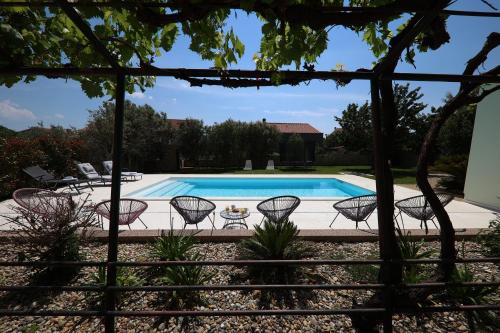 Holiday house with a swimming pool Zadar - Diklo Zadar - 15336 - image 2
