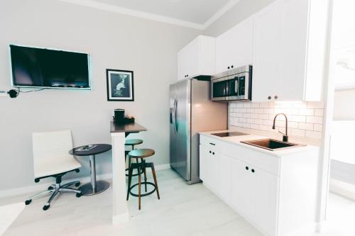 River Sirens Hotel-Contactless Check in Hotel in วอชิงตัน (MO)