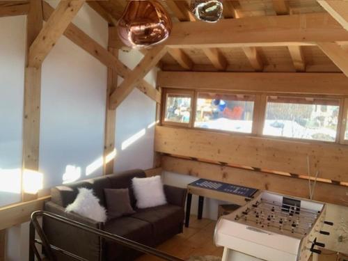 Chalet spacieux renove · Terrasse · Wifi gratuit - FR-1-346-570 in Montvenix