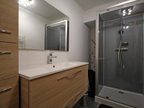 Chalet spacieux renove · Terrasse · Wifi gratuit - FR-1-346-570 in Montvenix