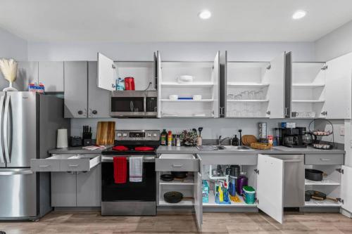 Ruby 1BD In the Heart of Dallas in Cedars
