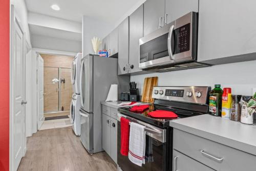 Ruby 1BD In the Heart of Dallas in Cedars