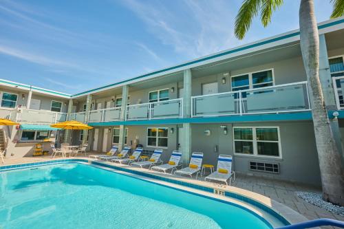 Camelot Beach Suites in Clearwater Beach, USA