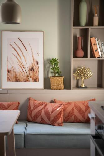 Warm Embrace Apartment