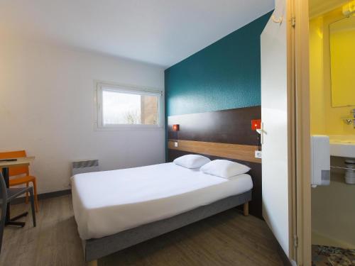 hotelF1 Maurepas Room Type - Double Cabrio Room