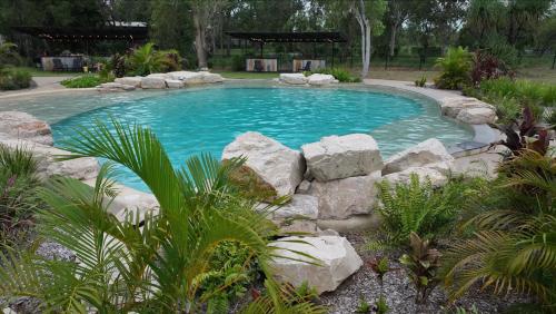 Piscina, Litchfield Safari Camp in Batchelor