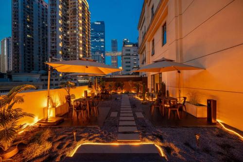 Balcó/terrassa, Chongqing INS·Wanbai Skyhigh Terrace River View Hotel (Jiefangbei Hongyadong Branch) in Chongqing