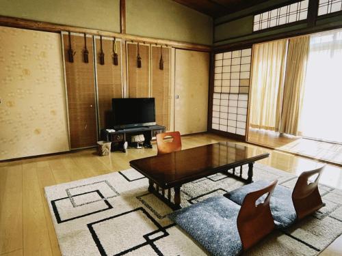 直島古民家一棟貸し笑くんNaoshima 'Shoukun' Guesthouse