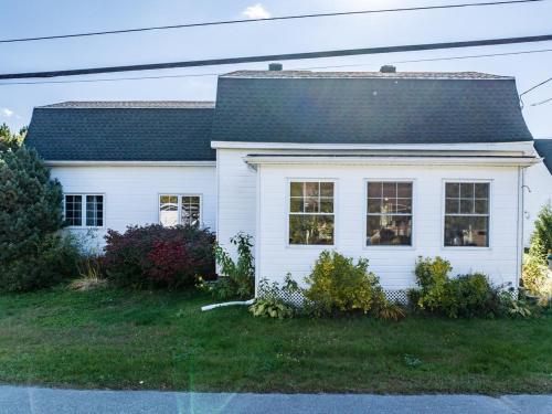 Le 1871 séjour champêtre et lumineux en Mauricie (Le 1871 sejour champetre et lumineux en Mauricie) in แกรนด์แมร์ (ควิเบก)