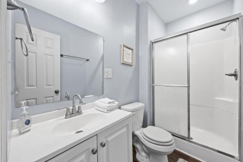 3117 Greenwood Ave - image 3