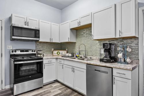 3117 Greenwood Ave - image 14