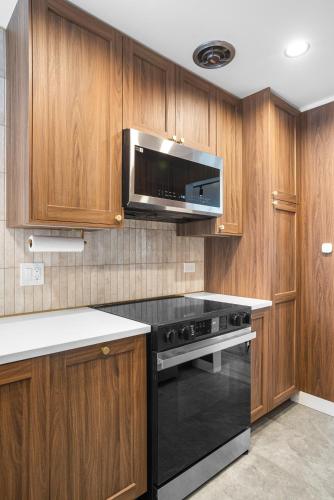 Kitchen, New Home neer OHare in North O'Hare