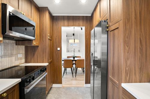 Kitchen, New Home neer OHare in North O'Hare