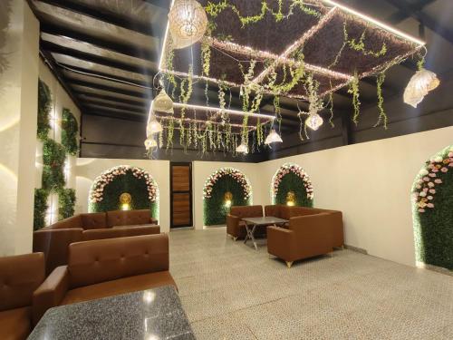 B Dot Corbett Resort 4