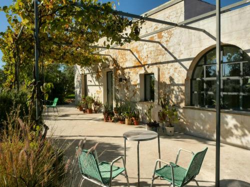 Exterior view, Mediterranean Villa With Pool Near Ostuni in Contrada Donnagnora