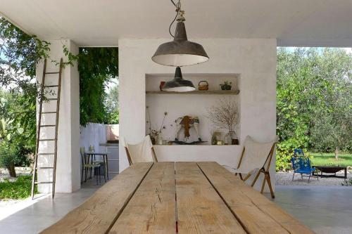 Exterior view, Mediterranean Villa With Pool Near Ostuni in Contrada Donnagnora