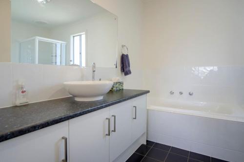 Muritai Port Elliot - 7 Watson Cres - No Linen Included in Πορτ Έλιοτ