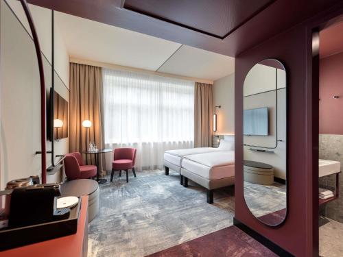 1 queen bed