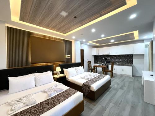 LDR TRAVELLERS INN in Malay