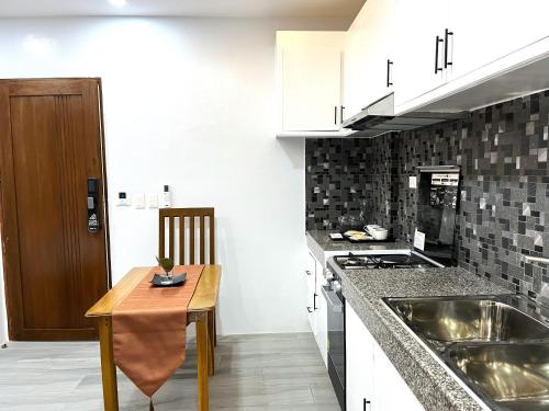 LDR TRAVELLERS INN in Malay