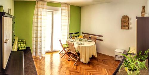  Cozy Apartment in Zadar