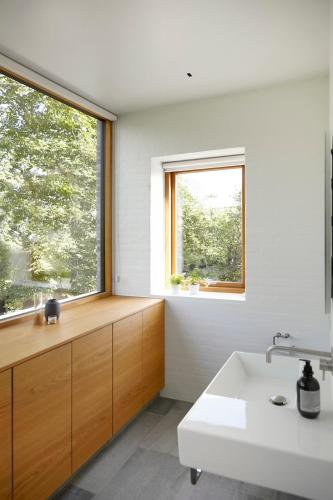 Luxury Villa With jacuzzi, near Aarhus City in Hojbjerg