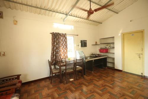 Facilities, Swanand Home Stay in Ratnagiri