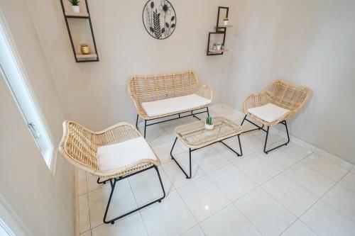 Facilities, Oemah Rotan Homestay Jogja in Labuan Bajo