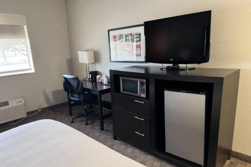 Comfort Inn Huntington near University area in Huntington, USA