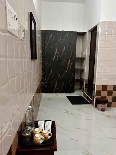 Bathroom, LUXUS Resort & Swimming Pool in Auroville Road