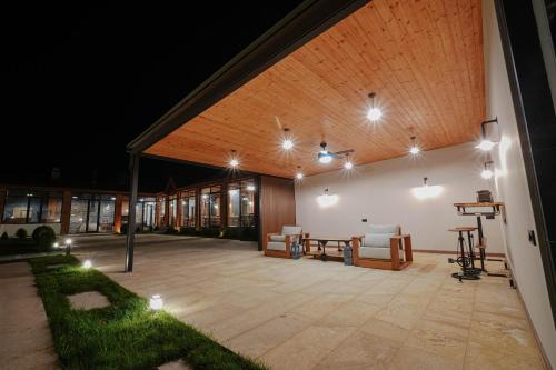 Mikheili's Marani Boutique Hotel in Κβάρλις