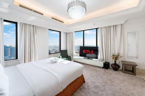 FAM Living- Luxe Penthouse in JBR Marina - Panaromic Sea View - image 13