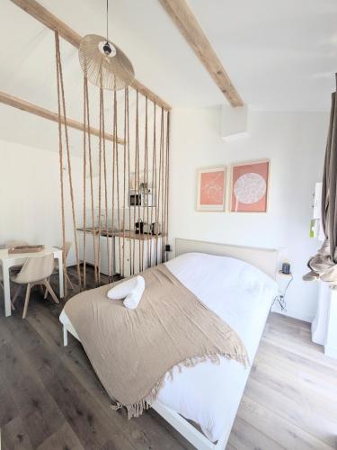 Cocon lumineux 4P avec jardin privé calme - Location saisonnière - Blaye