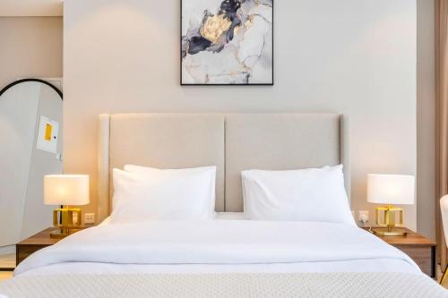 FAM Living - Stunning Modern Marina Apartment, Dubai (photo 8)