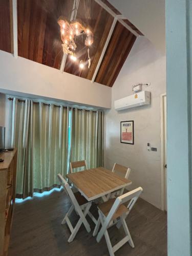 Dehut Boutique Homestay hut3 in Ban Phai