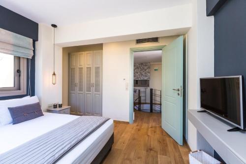 Philoxenia Residences - image 3
