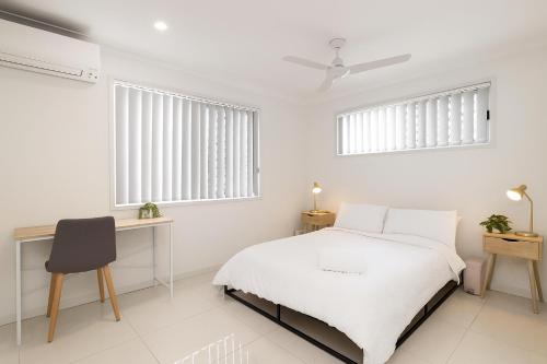 Smart Suites Self Check-in Apartments - S Freney - Brisbane