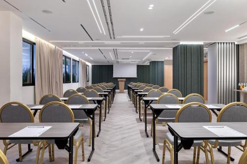 Hilton Garden Inn Athens Syggrou Avenue - image 8