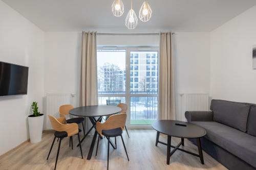 2-108 Wola, Jana Kazimierza 32, Warsaw, cozy city view, Petrovdom Apartment, Warsaw