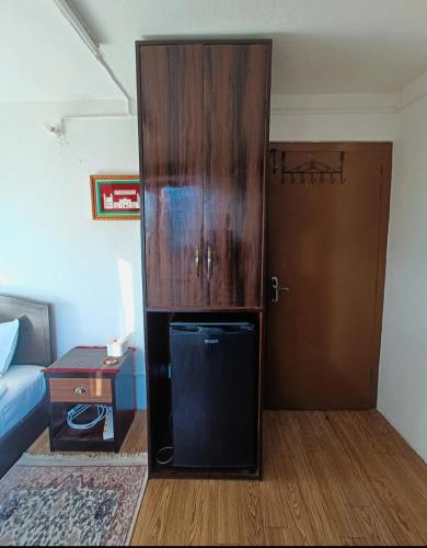 Single Room with Private External Bathroom