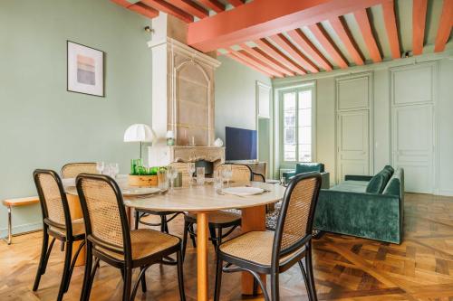 Superb apartment near Notre-Dame Cathedral - Mobility lease - image 2