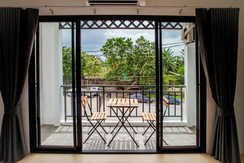 Stay White Orchid in Klong Muang