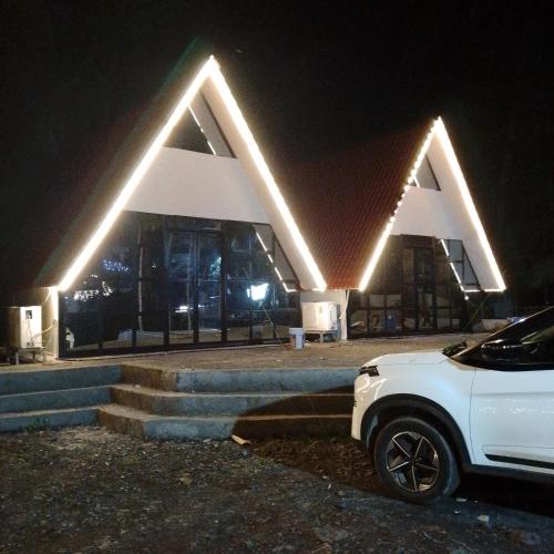 Rustic Palms in Man Tarf Zirad