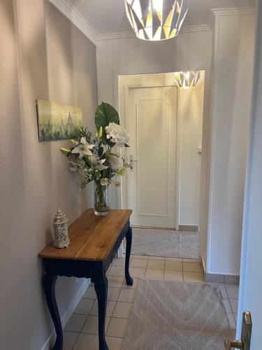 New & Cozy in Provinces-Chavril